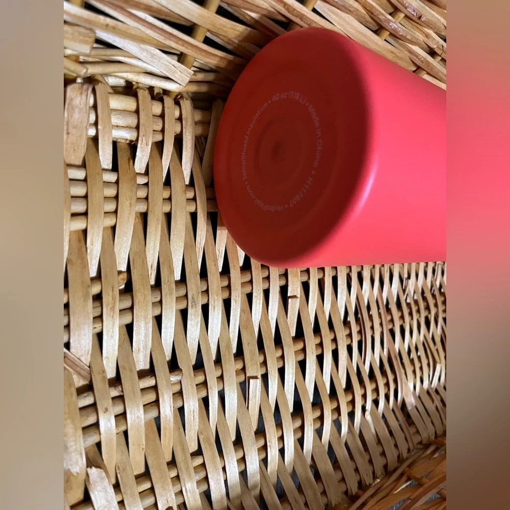 Hydro Flask - Picture 3 of 3